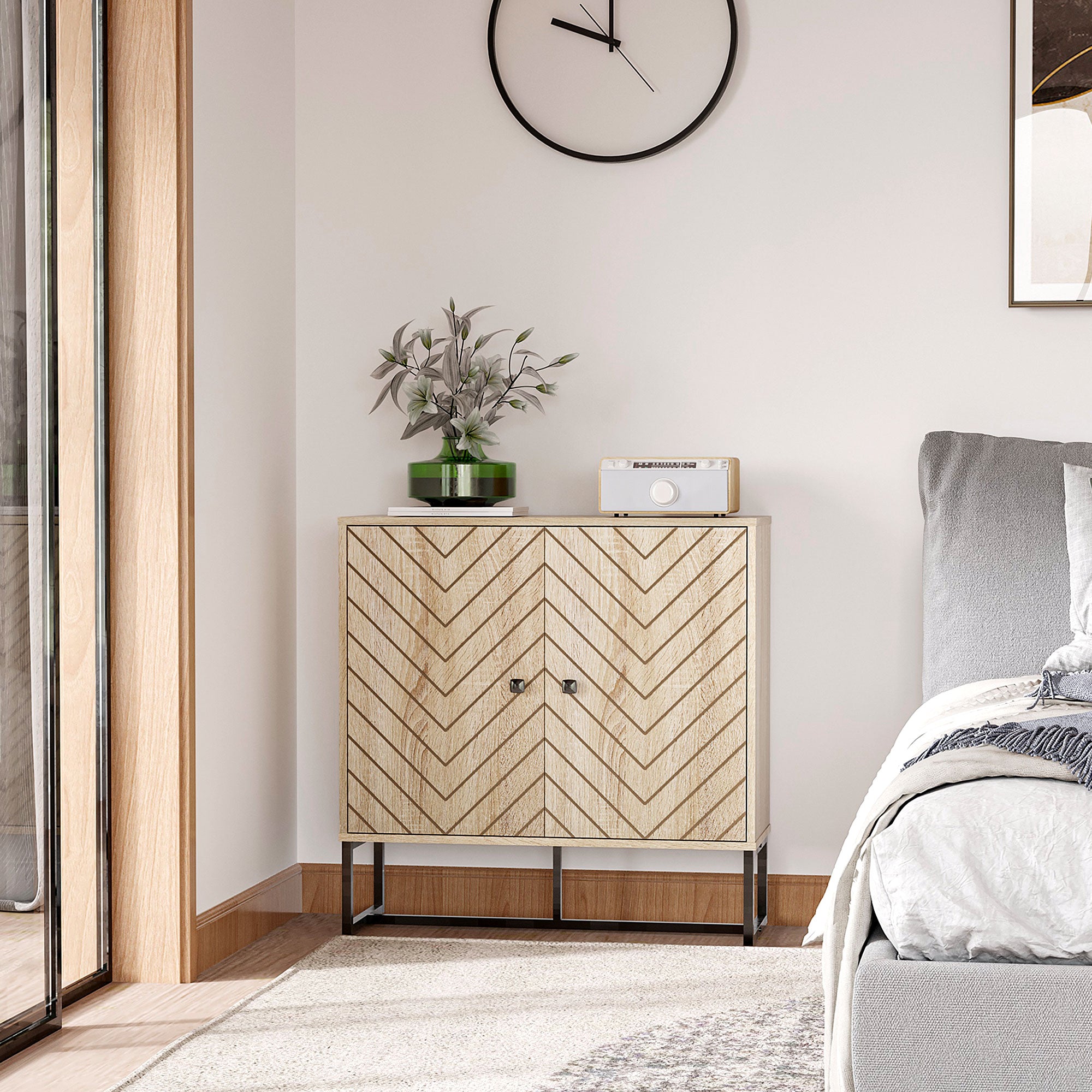 HOMCOM Modern Storage Cabinet with Chevron Doors and Metal Base, Freestanding Sideboard with Adjustable Shelf for Living Room, Natural