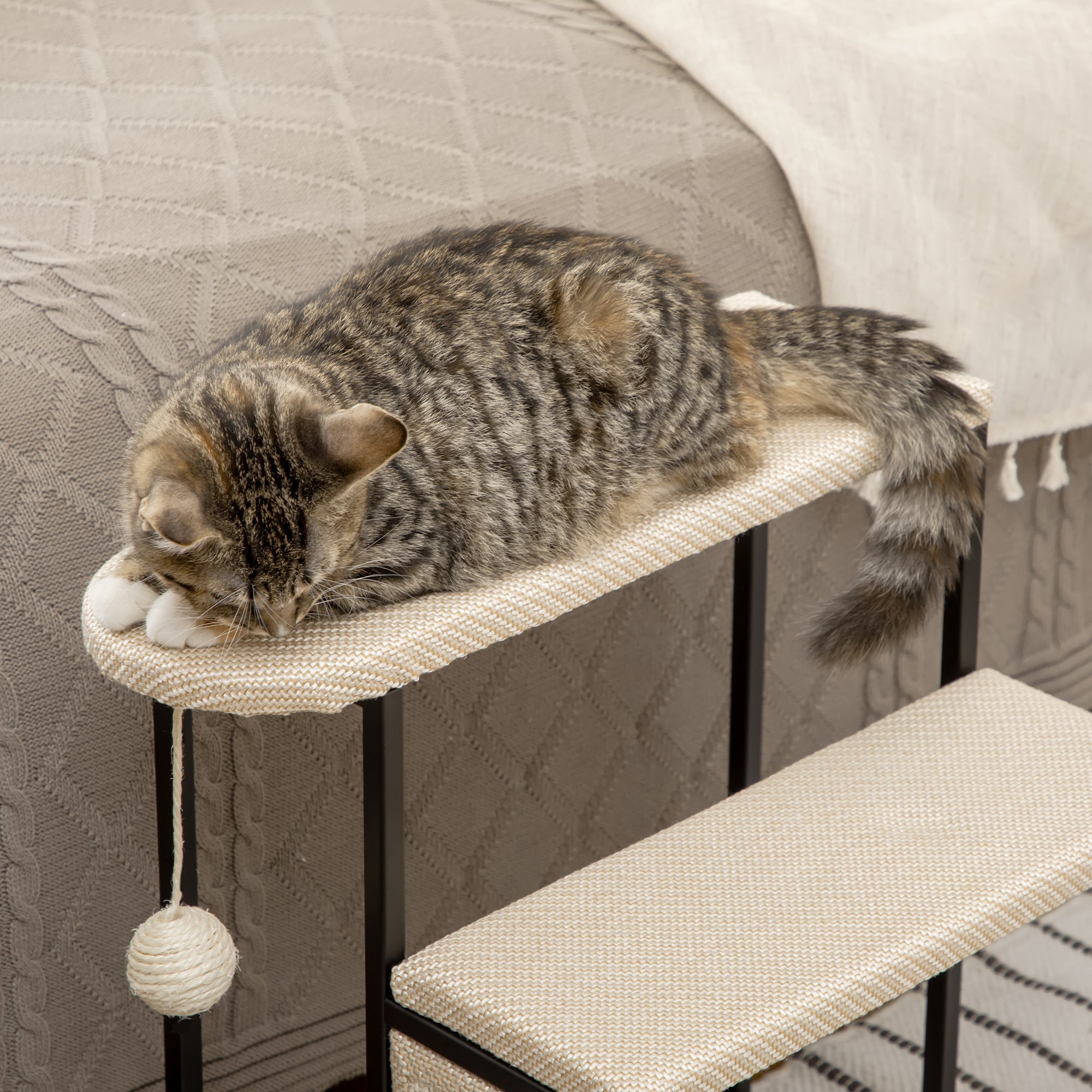 PawHut 3 Steps Dog Stairs, Pet Steps for Cat for Sofa and Bed with Sisal Scratching Board, Hanging Toy Ball, 47 x 45 x 47cm - Cream White