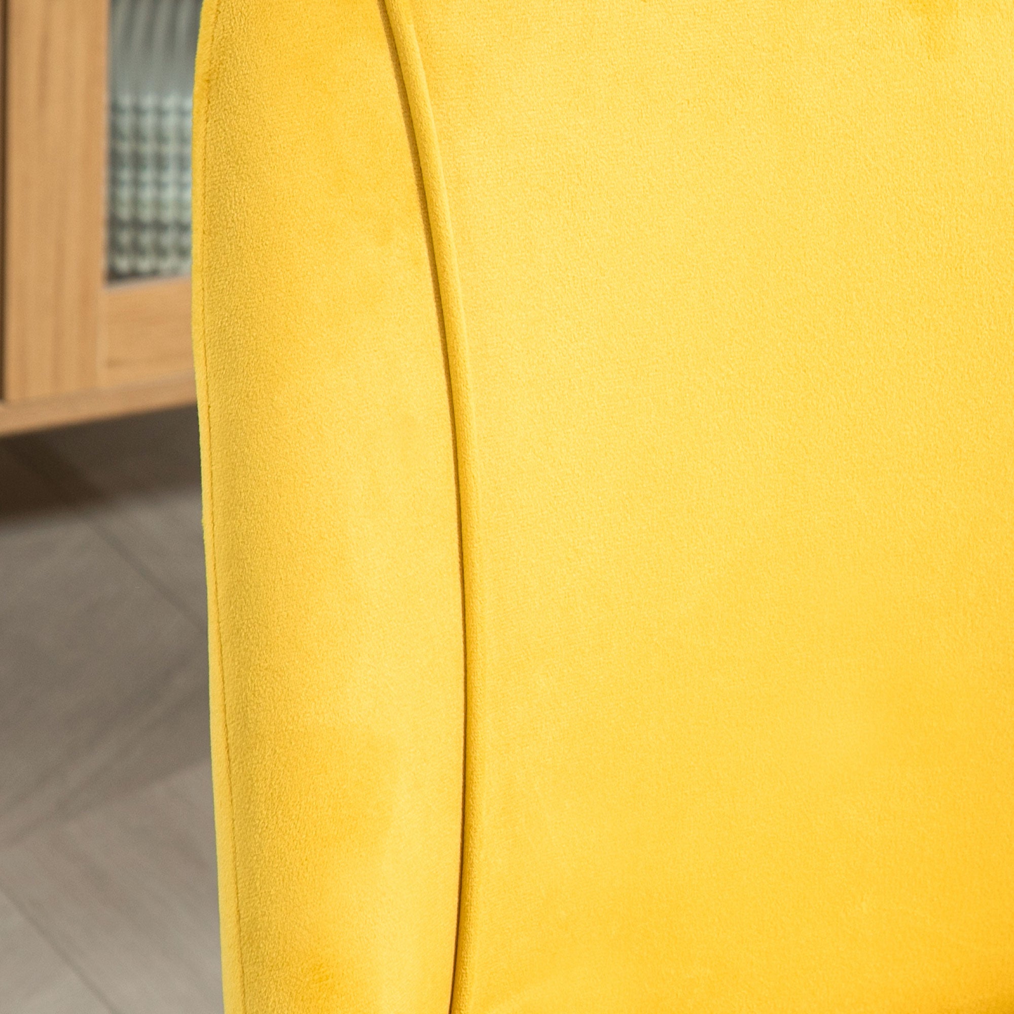 HOMCOM Dining Chairs Set of 4, Modern Kitchen Chairs with Velvet-touch Upholstery, Curved Back and Wood-grain Steel Legs, Accent Chairs for Living Room, Bedroom, Yellow