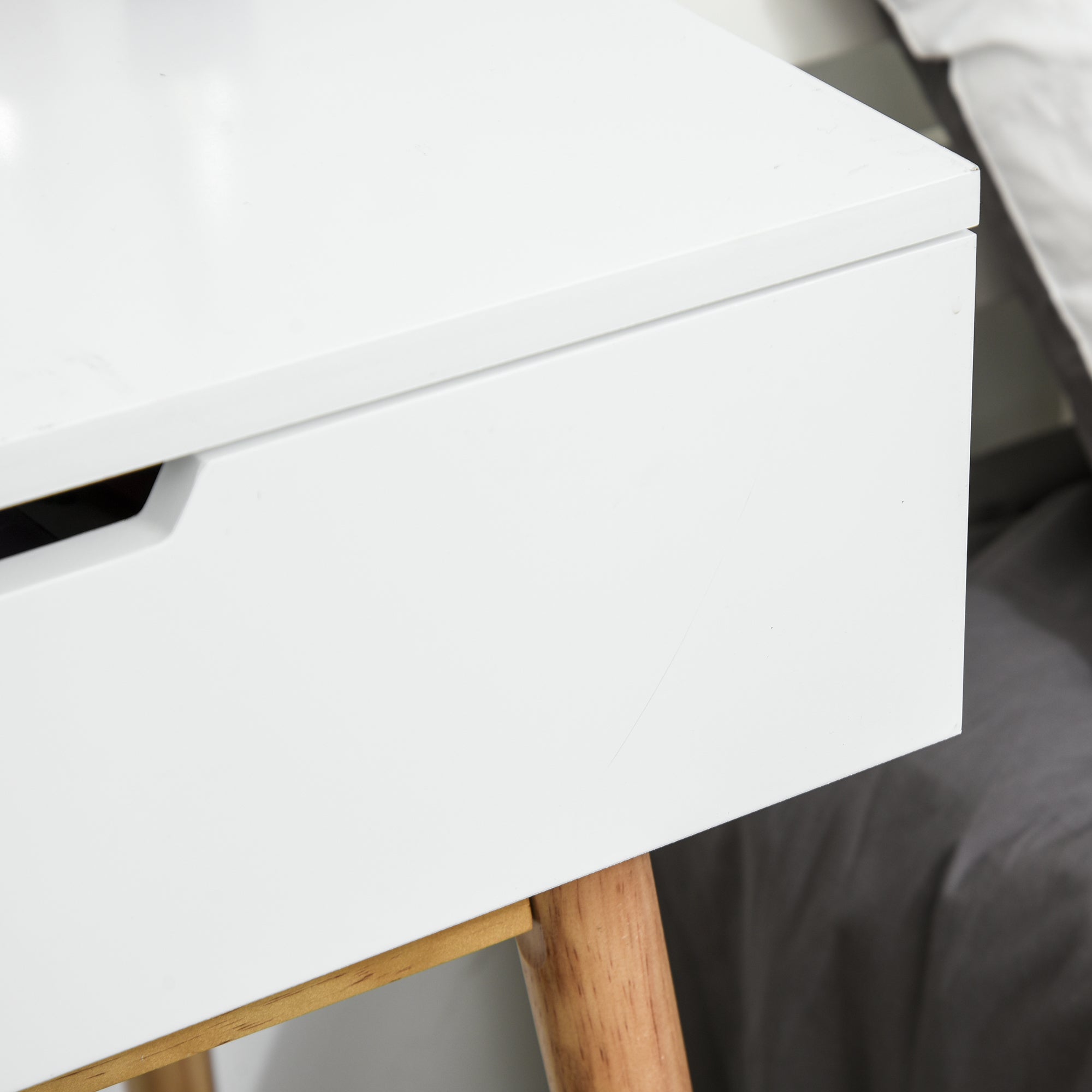 HOMCOM Vanity Table Set with Round Mirror and 2 Drawers, Dressing Table with Cushioned Stool Set for Bedroom (Natural Wood)