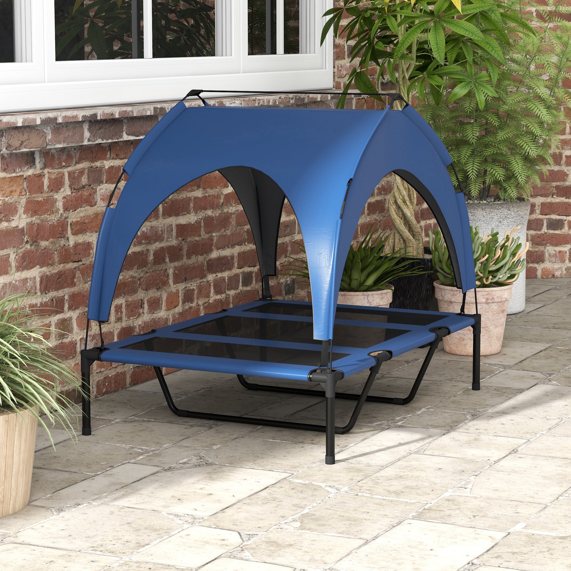 PawHut Cooling Raised Dog Bed, Elevated Pet Bed with Breathable Mesh, UV Protection Canopy, Foot Pads, for Indoor Outdoor, Large Dogs, 106 x 76 x 94cm - Dark Blue
