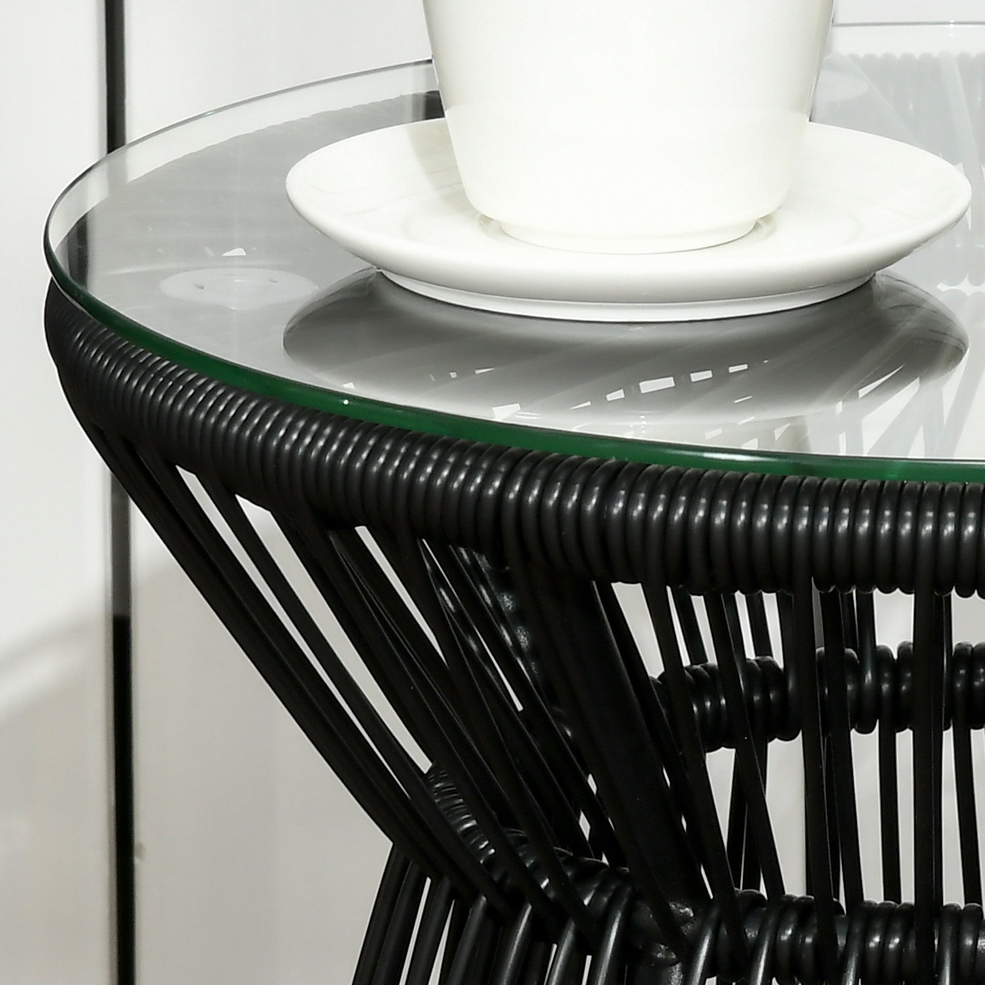 Outsunny Freestanding End Table, Round Hollow Drum Design Side Table with Round PE Rattan and Tempered Glass Tabletop for Patio, Garden, Balcony, Black