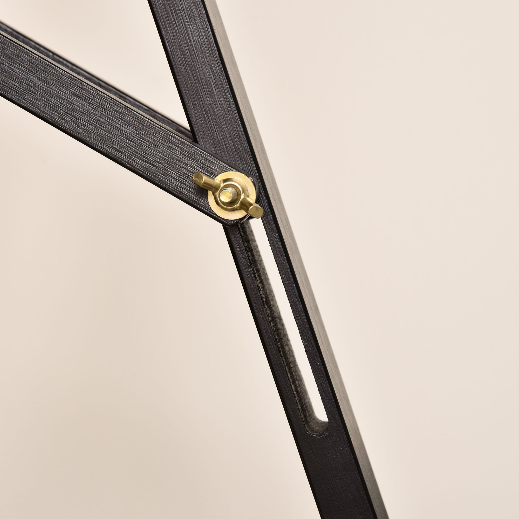 HOMCOM 55" Beech Wood Adjustable Folding Art Easel Stand that Tilts up to 75° with Sturdy Material, Black