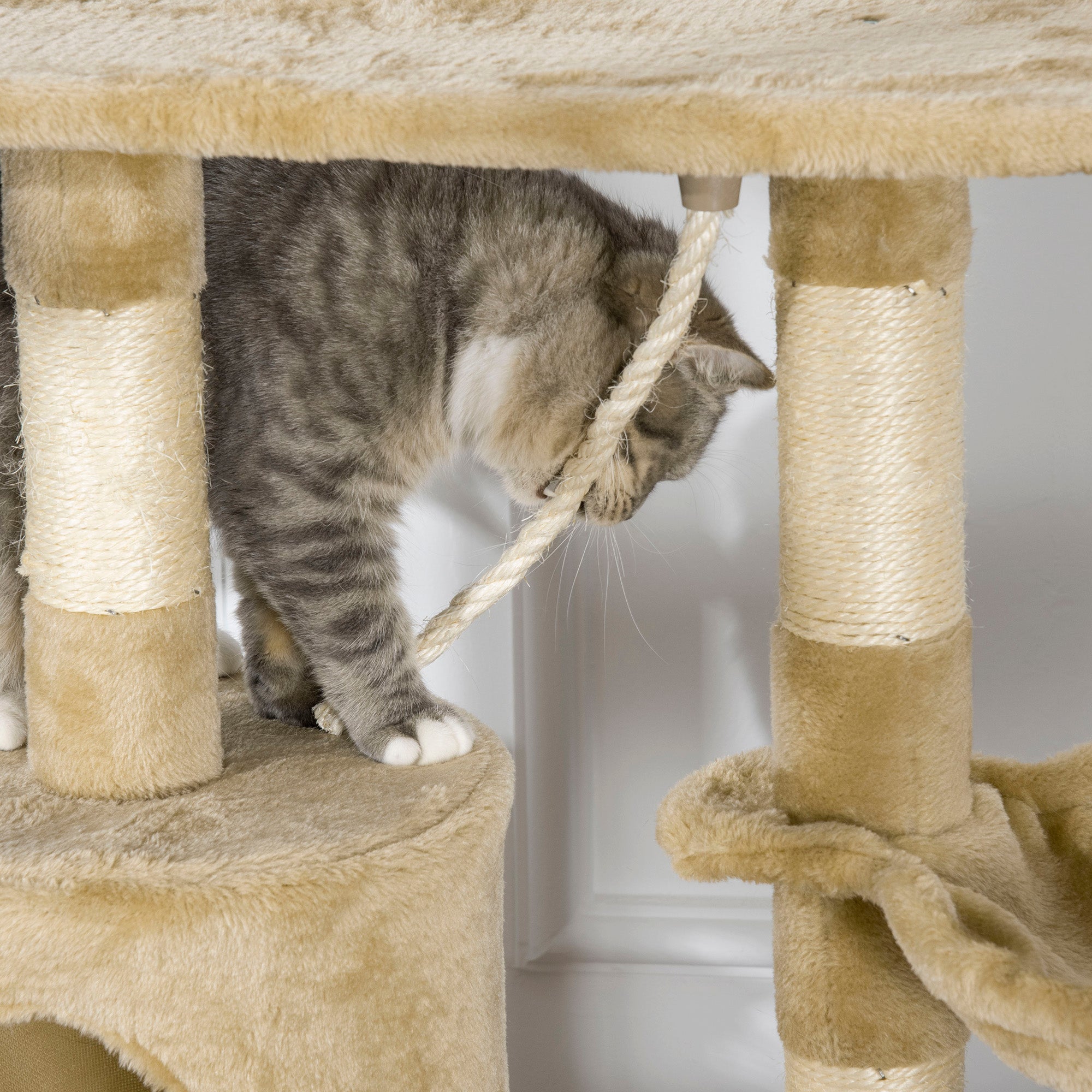 PawHut 37.8" Cat Tree for Indoor Cats, Cat Tower with Large Cat Condo and Sisal Scratching Post for Kittens, Brown