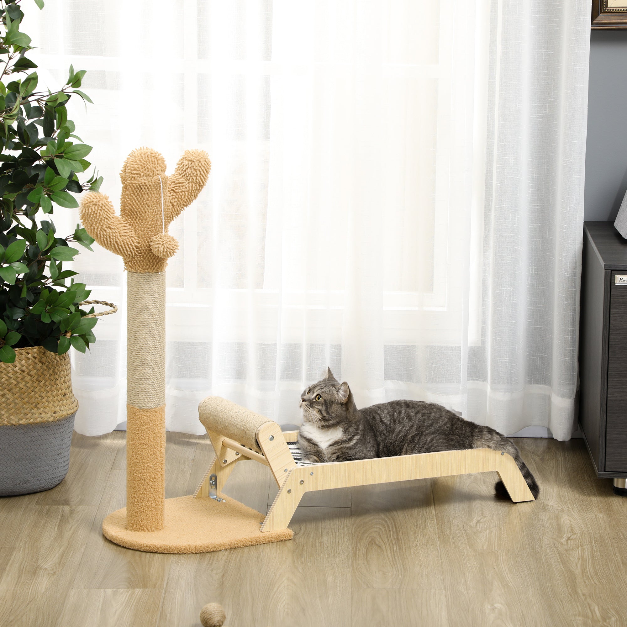 PawHut 2 in 1 Cat Scratching Post with Bed, Cat Condo Tree Tower with Cactus Post, Hammock Bed for Indoor Cats and Kittens - Brown