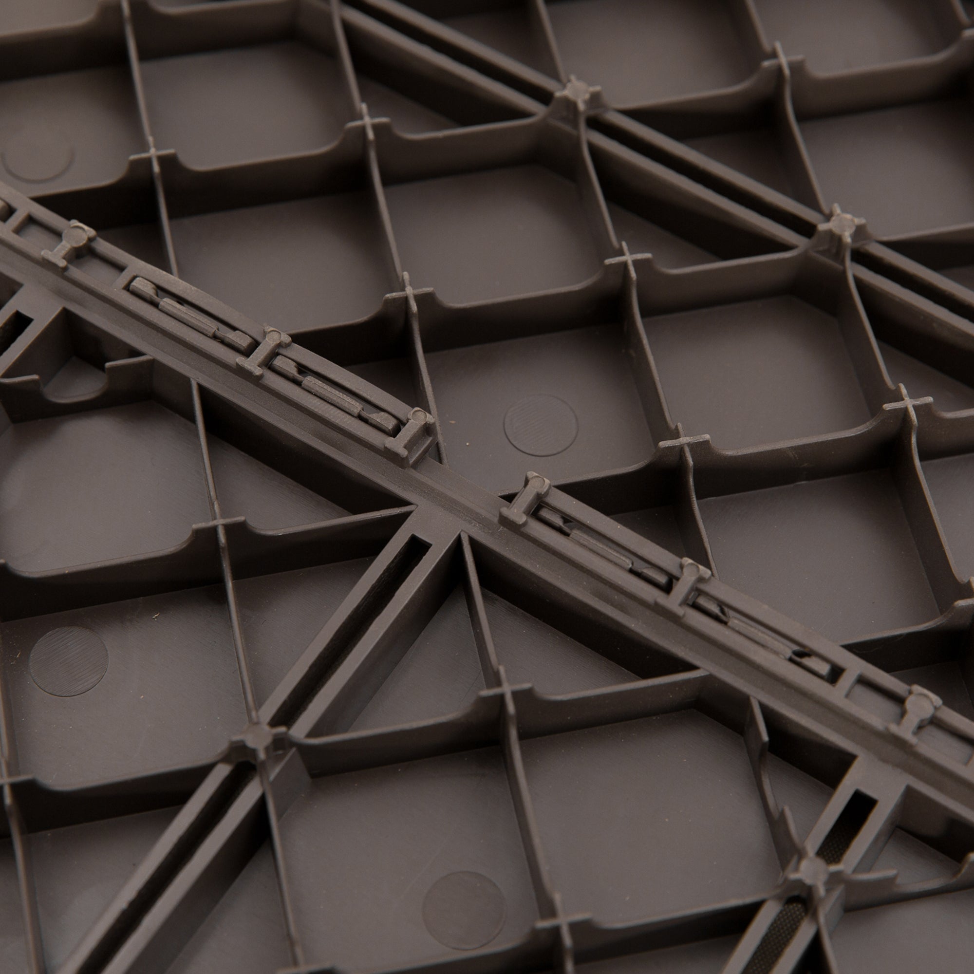 Outsunny 9 Pcs PP Interlocking Composite Deck Tile, 12" x 12" Outdoor Flooring Tiles for Indoor and Outdoor Use, Tools Free Assembly, Brown