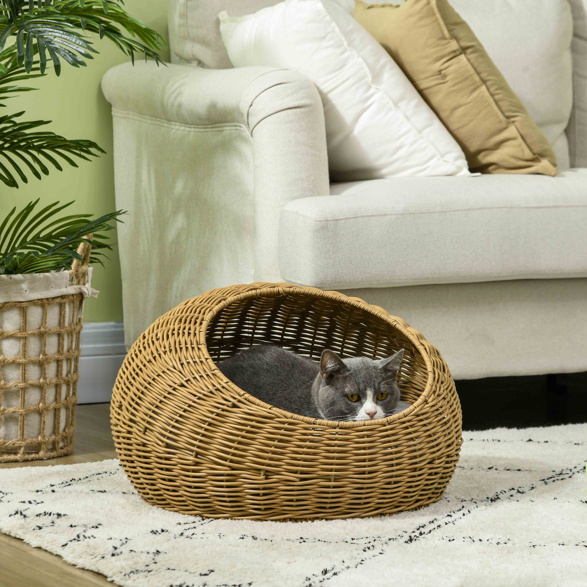 PawHut Wicker Cat House, Rattan Cat Bed Kitten Basket with Washable Cushion for Indoor Cats and Puppies, Light Brown