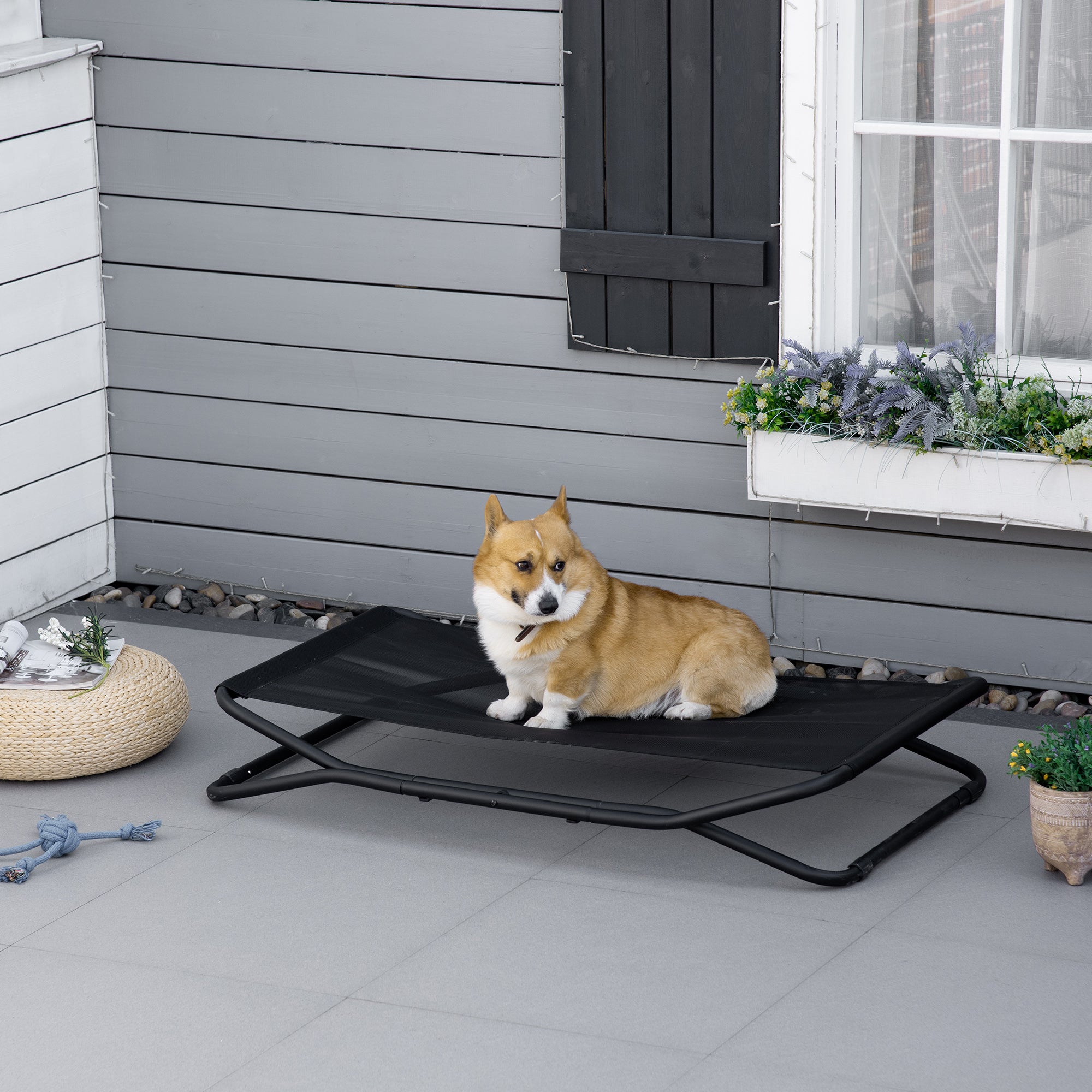 PawHut 47.5" Elevated Foldable Cool Dog Bed for Medium Dog, Indoor Outdoor Raised Pet Cot with Breathable Mesh, Black