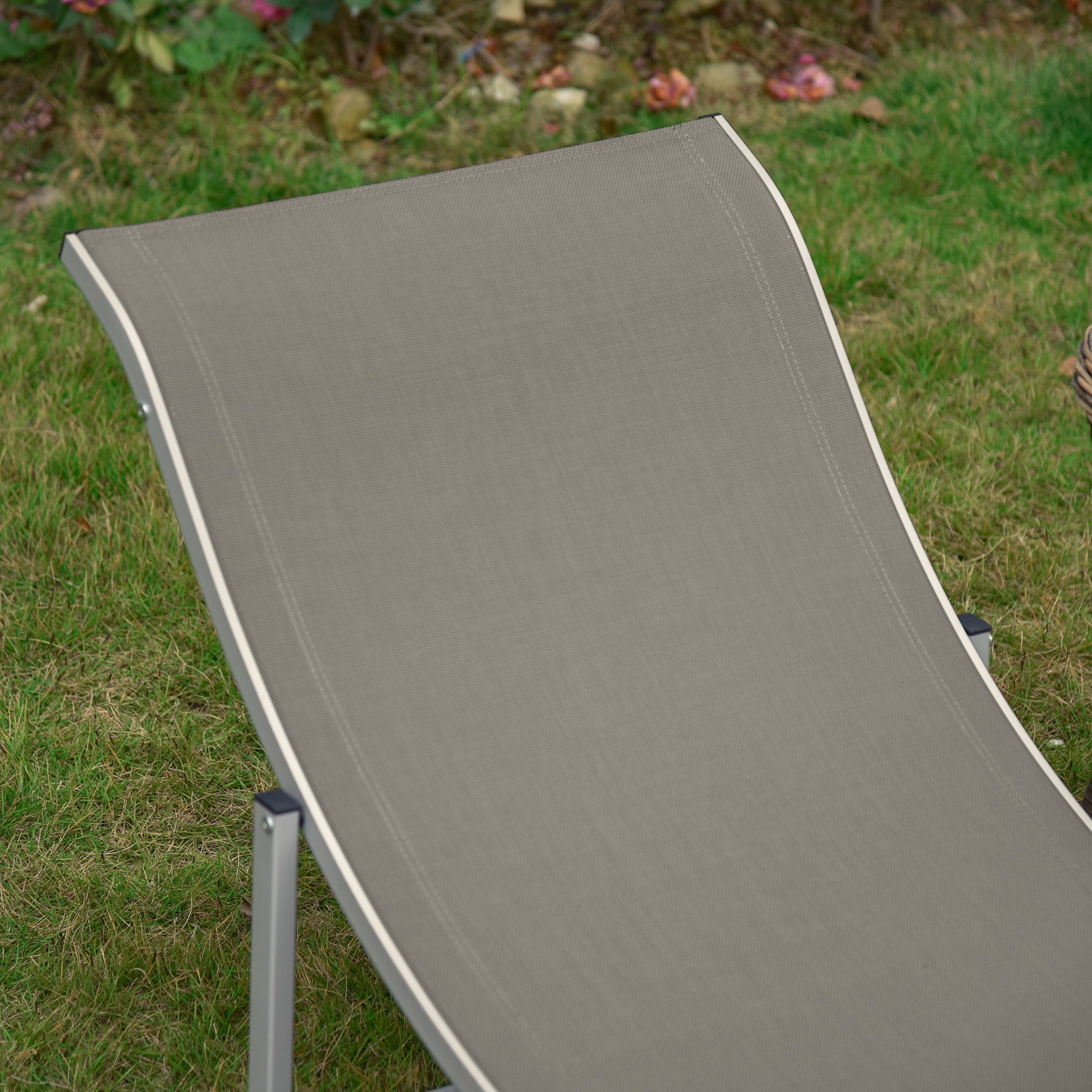 Outsunny Pool Chaise Lounge Chairs Set of 2, S-shaped Foldable Outdoor Chaise Lounge Chair Reclining for Patio Beach Garden With 264lbs Weight Capacity, Light Grey