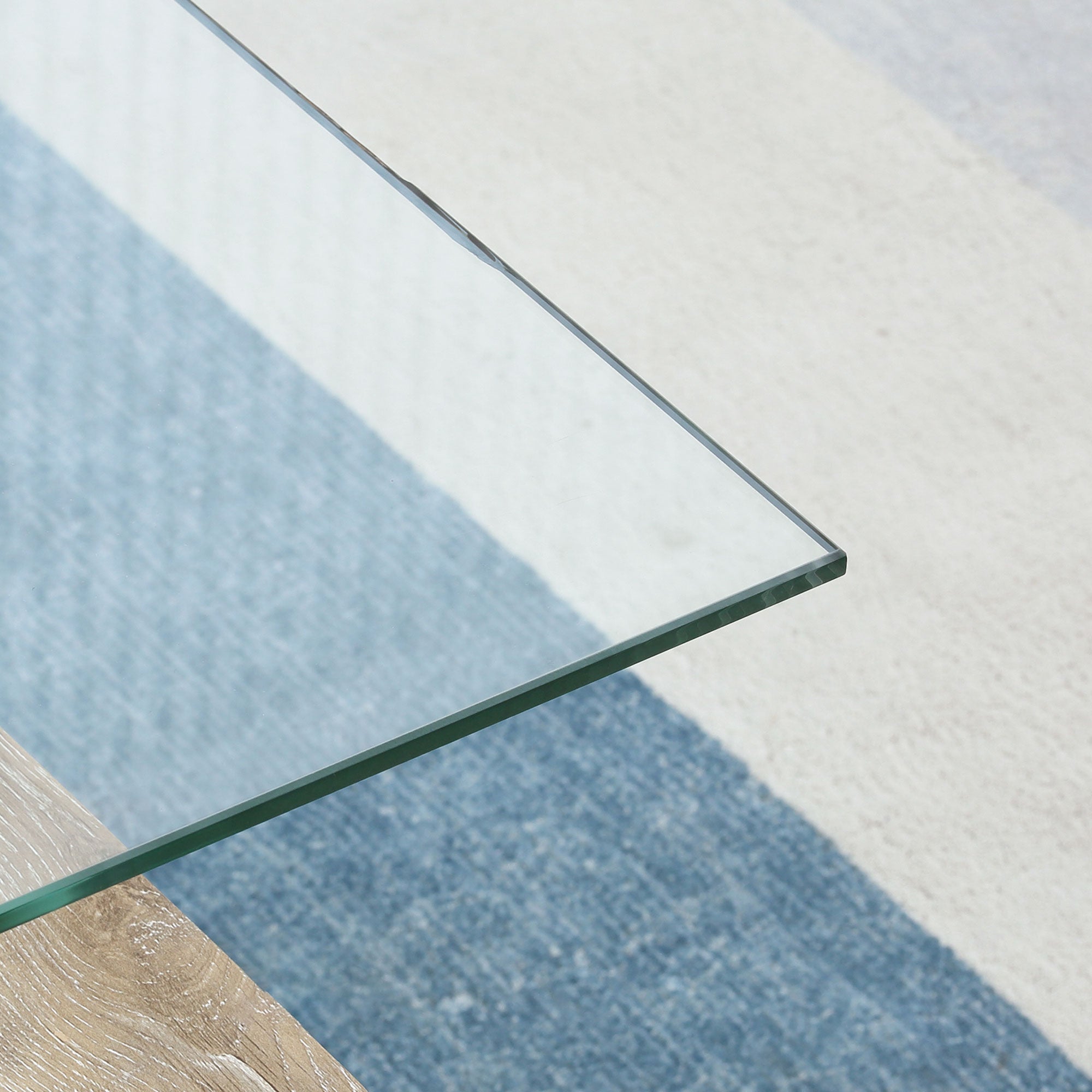 HOMCOM Rectangle Glass Coffee Table, 2-Tier Center Table with Tempered Glass Top and Storage Shelf for Living Room, Natural