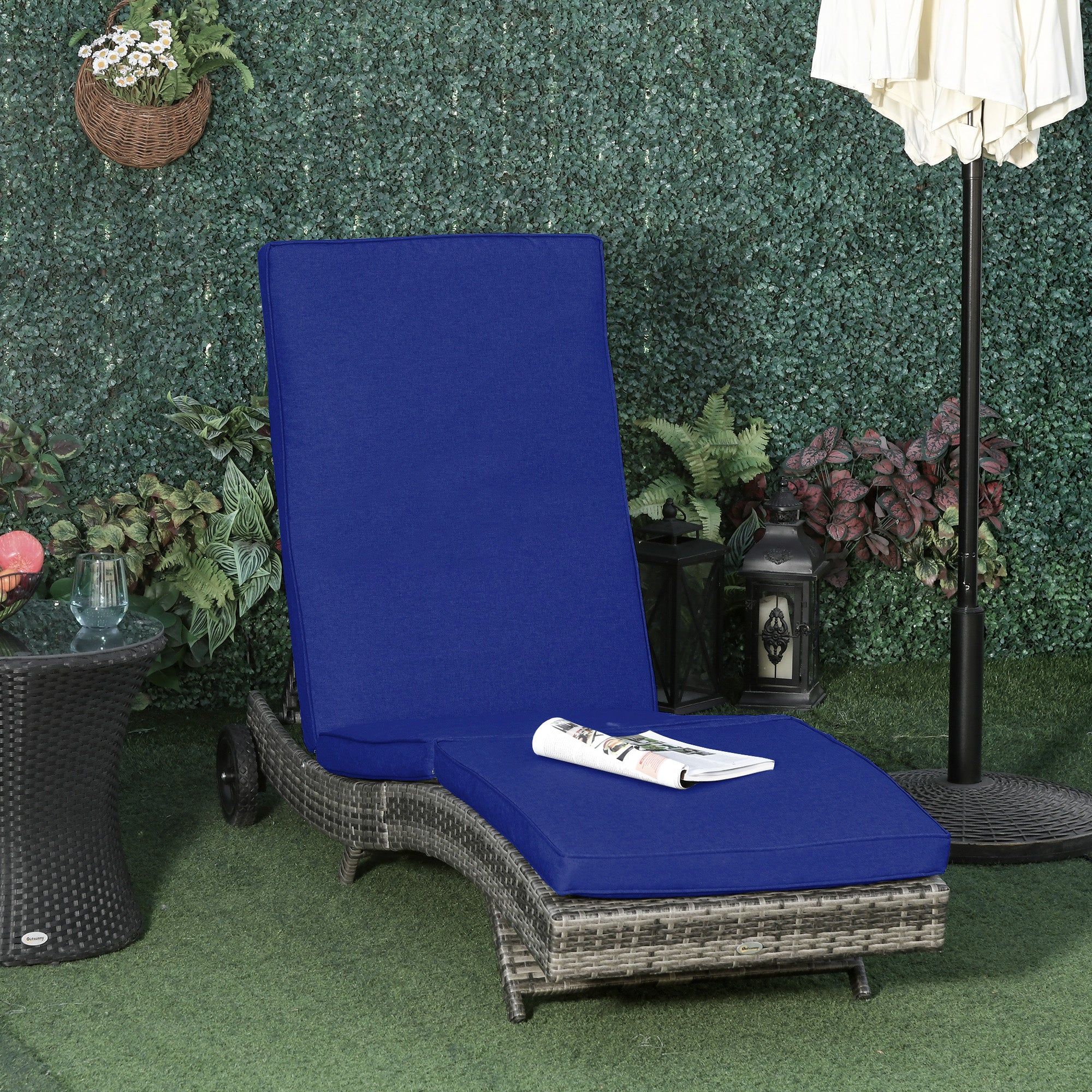 Outsunny Wicker Chaise Lounge, Outdoor Lounge Chair, 5-Level Adjustable Backrest S-Shape Rattan Lounger with Cushion & Wheels for Patio, Deck, Poolside, Dark Blue