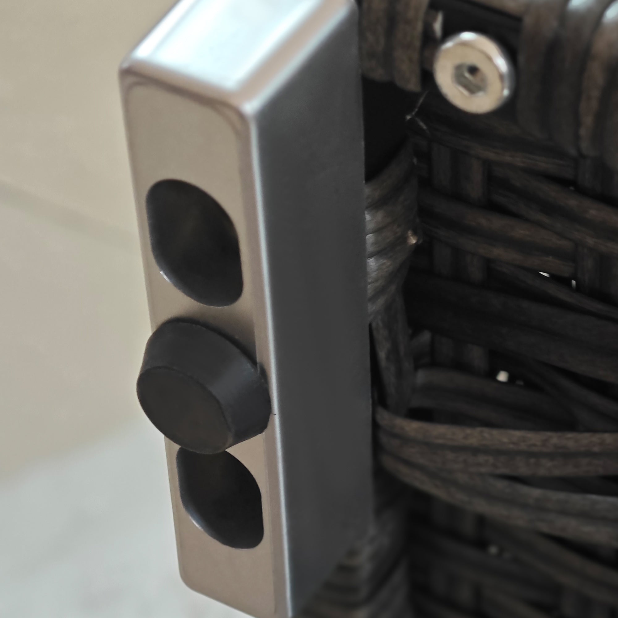 Outsunny Outdoor Storage Cabinet, Wicker 2-Door Pool Towel Storage Cabinet with Drawer, Freestanding PE Rattan Pool Organizer with Steel Frame for Garden, Porch, Patio, Grey