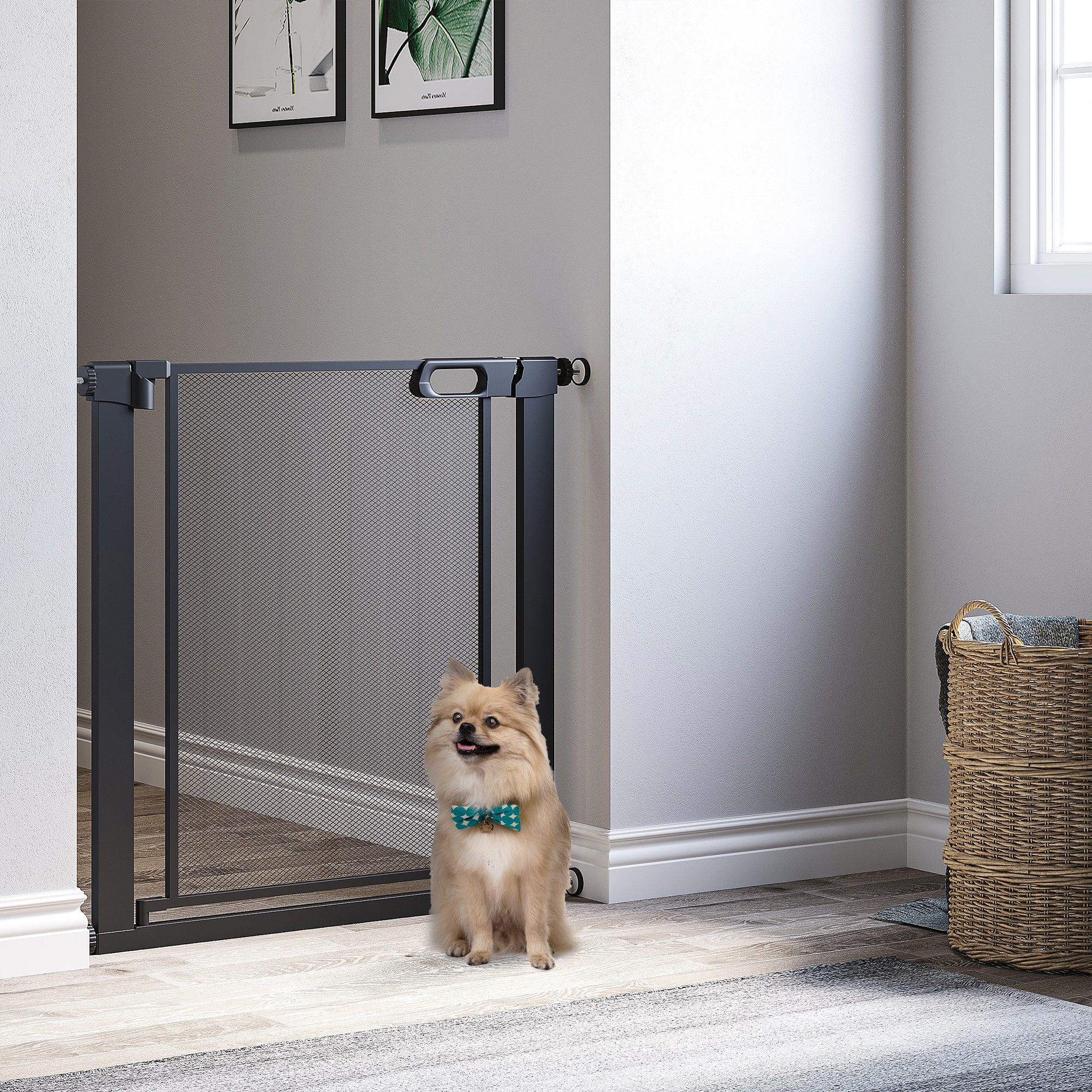 PawHut Pressure Fit Safety Gate for Doorways and Staircases, Dog Gate w/ Auto Closing Door, Pet Barrier for Hallways w/ Double Locking, Openings 75-82 cm - Black