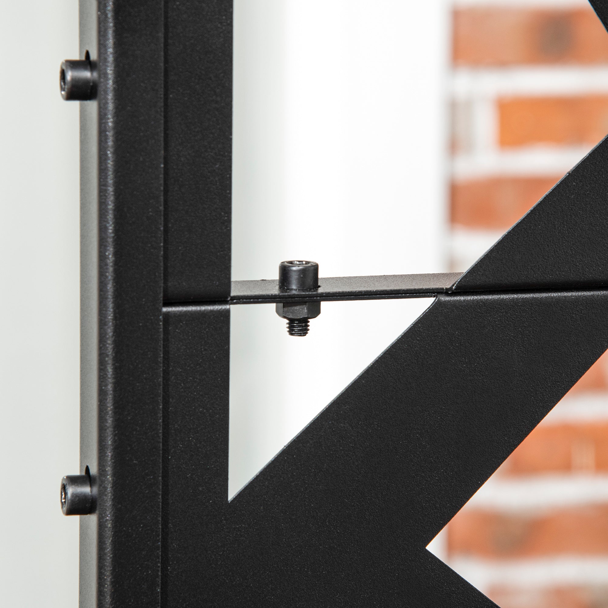 Outsunny Metal Outdoor Privacy Screen, Decorative Outdoor Divider with Stand and Expansion Screws, Freestanding Privacy Panel for Garden Backyard Deck, Irregular Fence Style