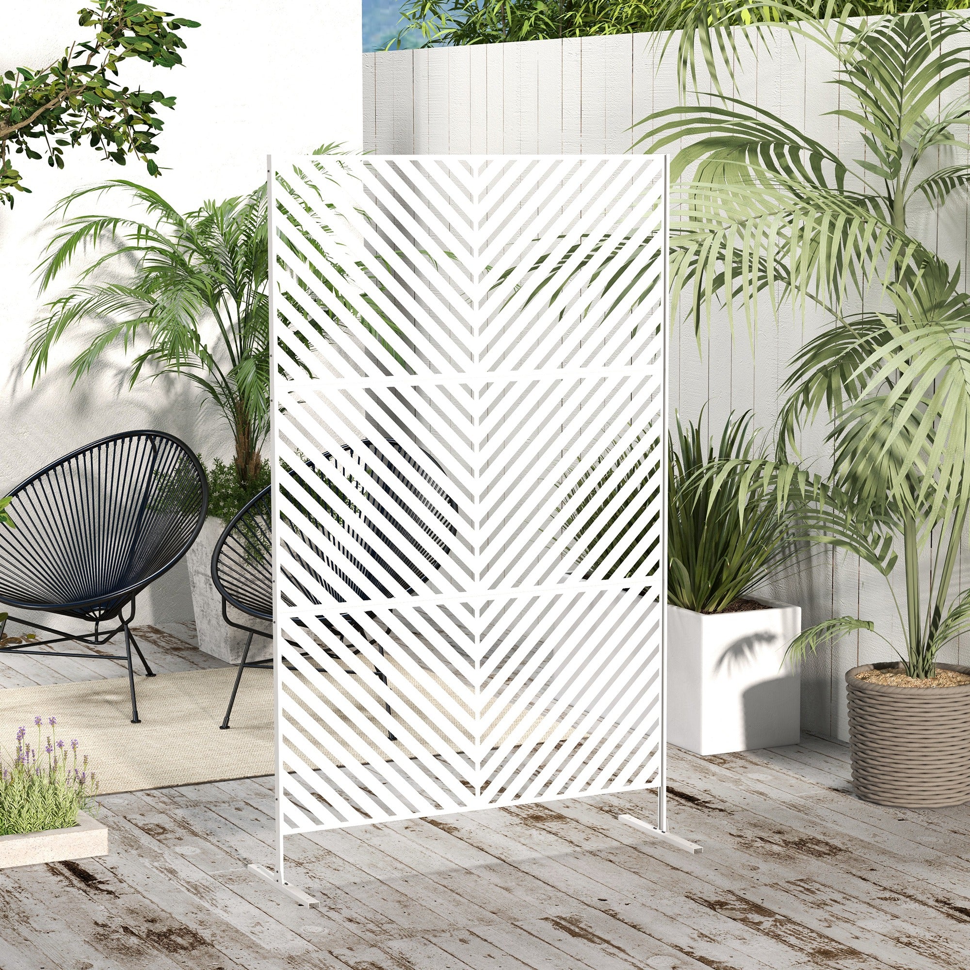 Outsunny Metal Outdoor Privacy Screen, Decorative Outdoor Divider with Stand and Expansion Screws, Freestanding Privacy Panel for Garden, Backyard, Deck, Triangle Style, White