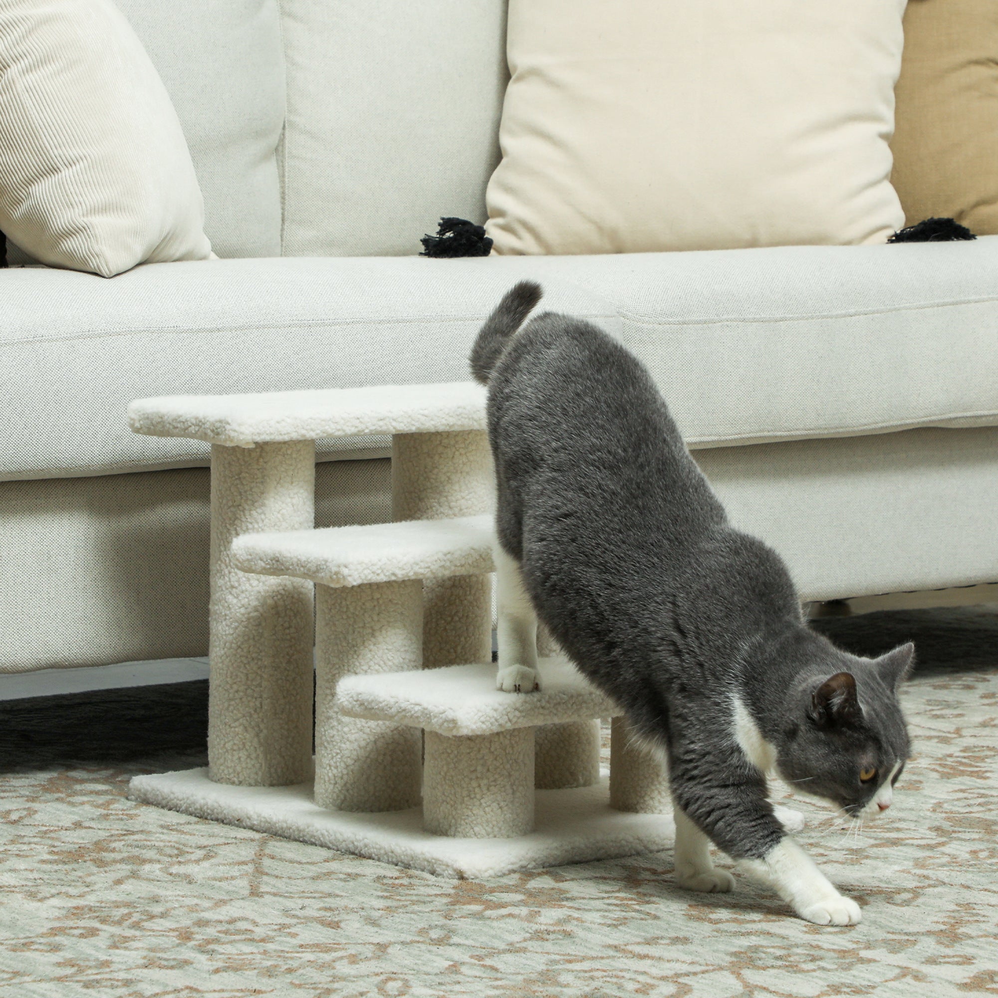 PawHut 3-Step Multi-Level Carpeted Cat Scratching Post Pet Stairs, Beige