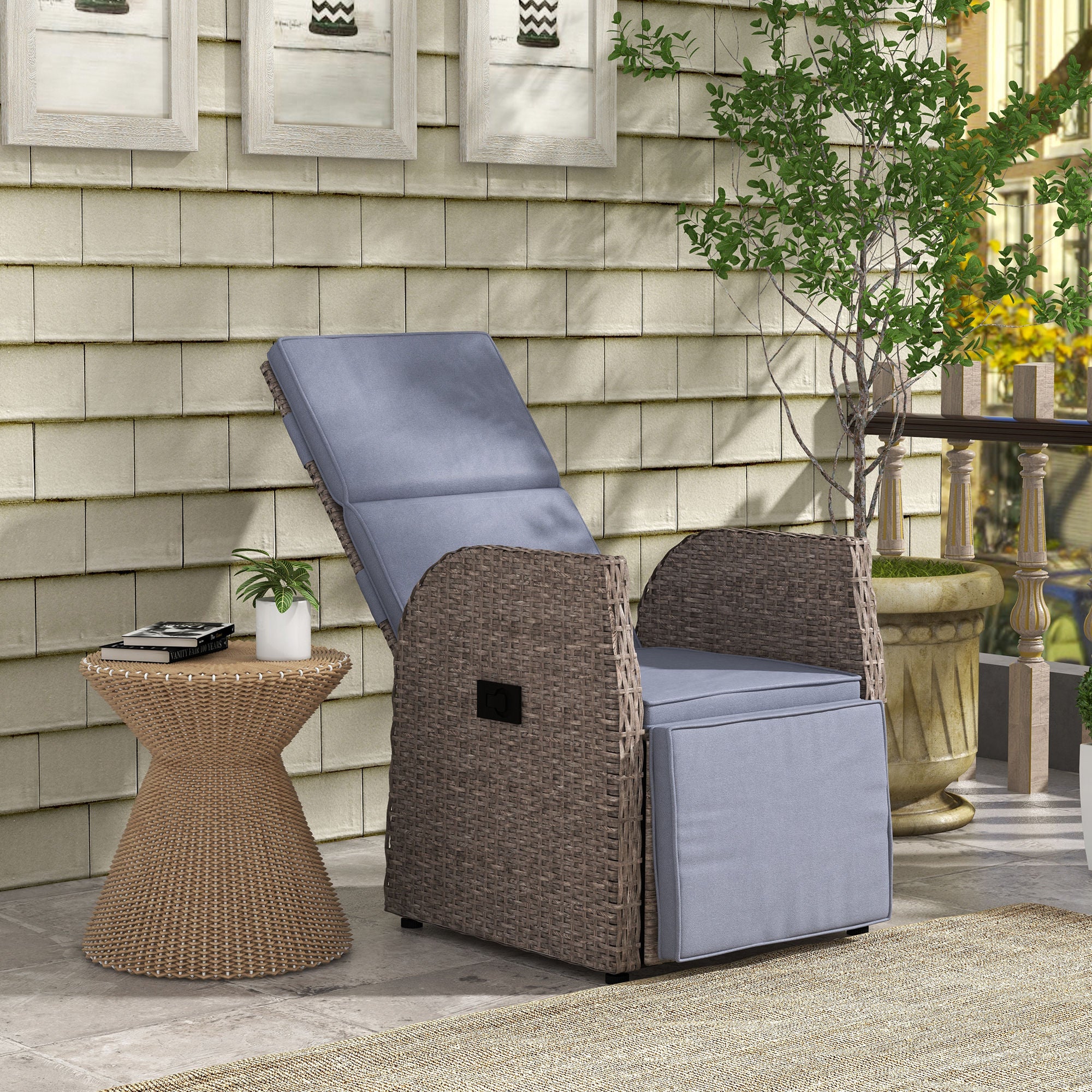 Outsunny Outdoor PE Rattan Leisure Chair, Outdoor Recliner with Adjustable Back and Footrest, Patio Wicker Chair with Side Table, for Balcony, Porch, Grey