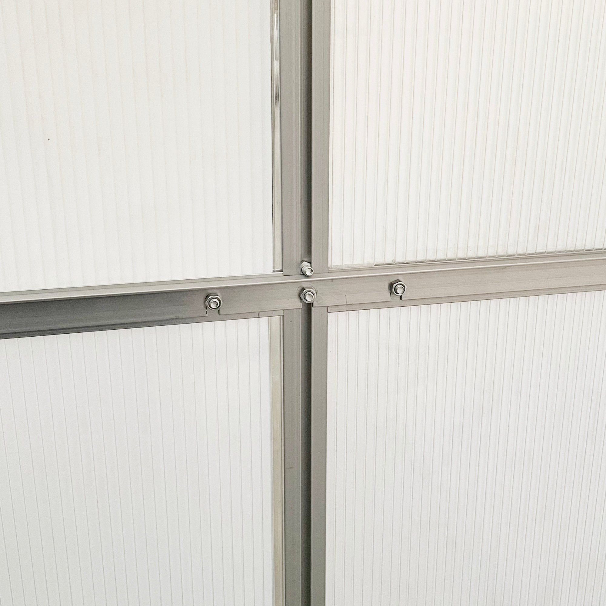 Outsunny Lean-to Greenhouse Walk-in Garden Aluminum Polycarbonate with Roof Vent for Plants Herbs Vegetables 8' x 4' x 7' Green