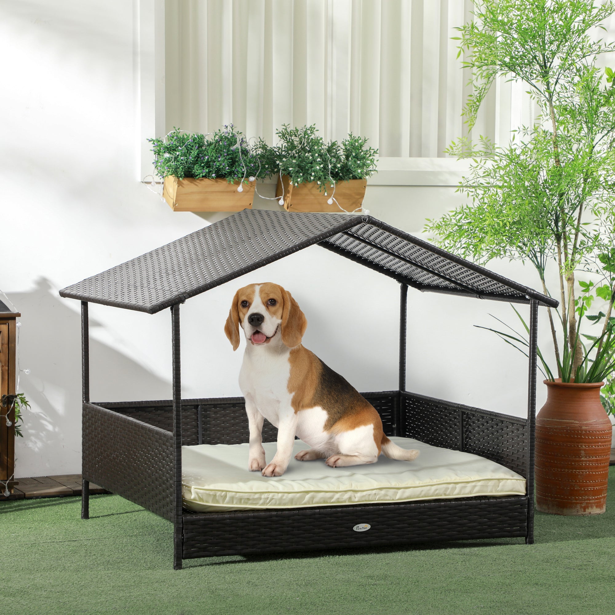 PawHut Rattan Dog House Outdoor with Shade Canopy, Elevated Wicker Dog Bed with Soft Cushion Washable Cover, for Medium Large Dogs, Cream White