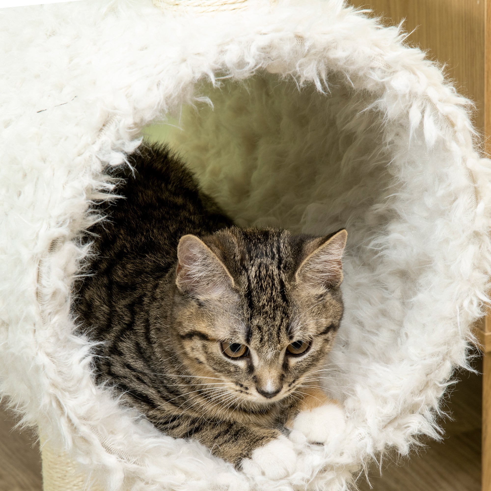 PawHut 37.4" Cat Tree, Alpaca-shaped Kitty Activity Center, Cat Climbing Toy with Tunnel Sisal Scratching Post, Cream